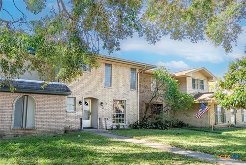 109 Westwood St, Victoria, TX, 77901-4537 | Card Image