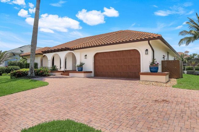 284 Polynesia Ct, House other with 3 bedrooms, 2 bathrooms and null parking in MARCO ISLAND FL | Image 5