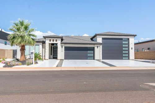 5178 W 2150 S, Hurricane, UT, 84737-5704 | Card Image