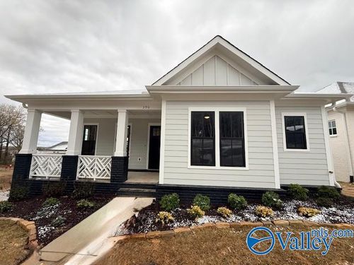 390 St Louis St, Madison, AL, 35758-8026 | Card Image
