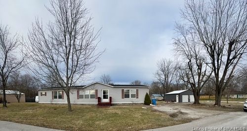 1718 Melton Ave Ne, New Salisbury, IN, 47161-7935 | Card Image