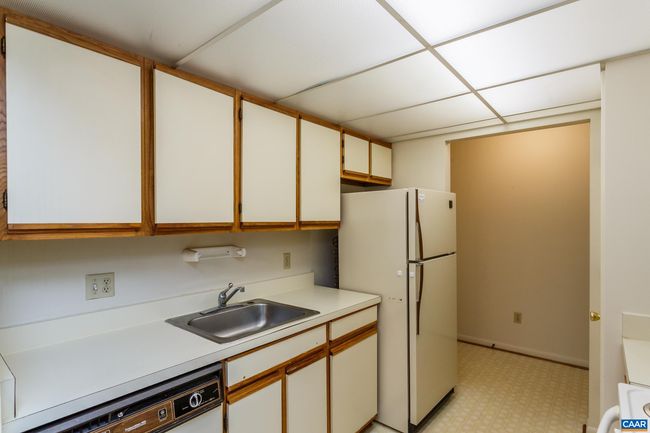 APT-11 - 115 Turtle Creek Rd, Condo with 2 bedrooms, 2 bathrooms and null parking in CHARLOTTESVILLE VA | Image 7