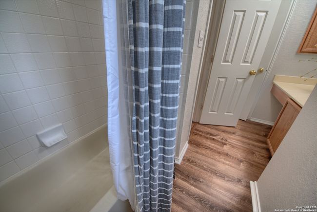 112 Springtree Bnd, House other with 4 bedrooms, 3 bathrooms and null parking in Cibolo TX | Image 27