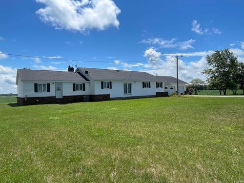 9663 W 100 S, Francesville, IN, 47946-8240 | Card Image