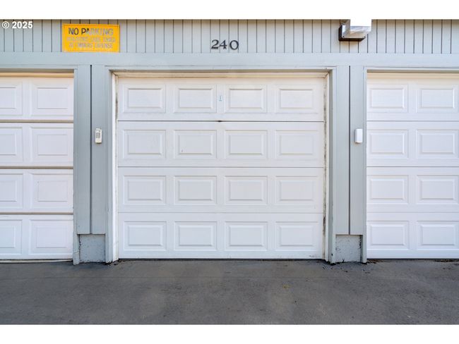 Garage | Image 20