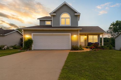 134 Grandview, Galesburg, MI, 49053-8527 | Card Image