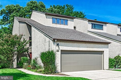 11 Falcon Ct, WILMINGTON, DE, 19808-4317 | Card Image