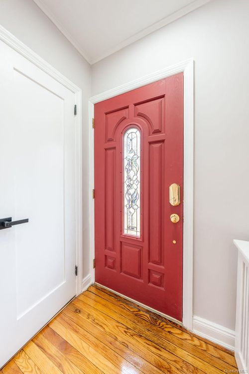 13016 232nd St, Laurelton, NY, 11413-1826 | Card Image