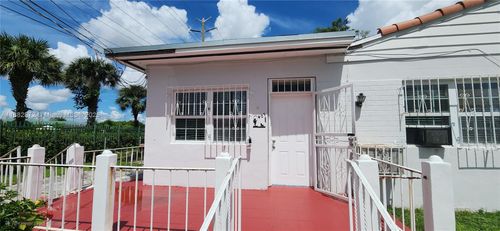 1-405 Nw 64th St, Miami, FL, 33150-4452 | Card Image