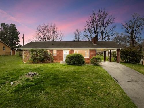 1513 Overton Dr, Pulaski, VA, 24301-4125 | Card Image