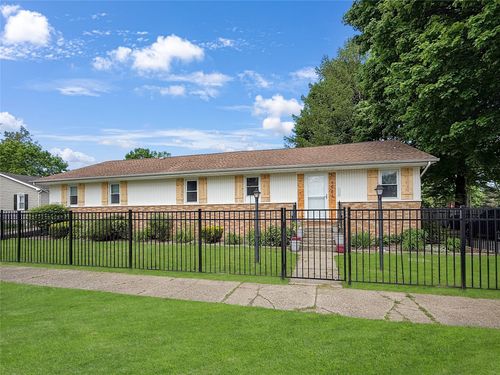9984 Martin Ave, Lake City, PA, 16423-1527 | Card Image
