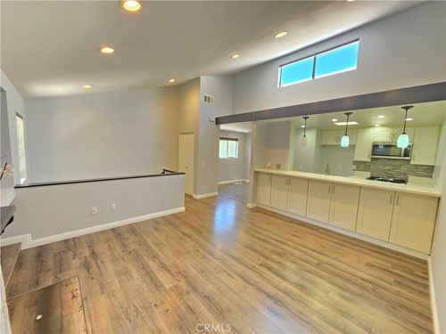 22-11107 Arminta St, Sun Valley, CA, 91352 | Card Image