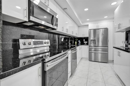407-1849 S Ocean Dr, Hallandale Beach, FL, 33009-4917 | Card Image