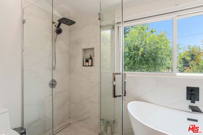 5737 Allott Ave, House other with 6 bedrooms, 6 bathrooms and 2 parking in Sherman Oaks CA | Image 23