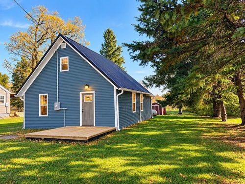 300 3rd Avenue, Dallas, WI, 54733 | Card Image