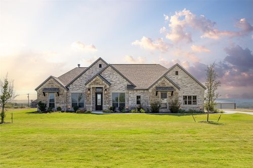 209 Oak Meadow Ln, Weatherford, TX, 76085-4001 | Card Image