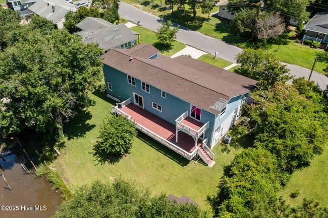 639 W Shore Dr, House other with 5 bedrooms, 4 bathrooms and 2 parking in Swansboro NC | Image 6