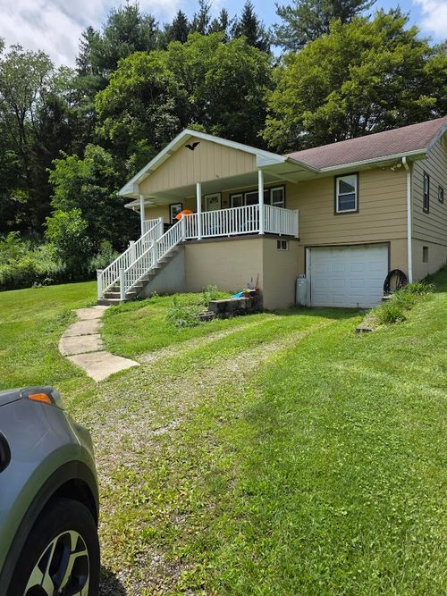 252 Mount Olive Rd, Champion, PA, 15622-4055 | Card Image