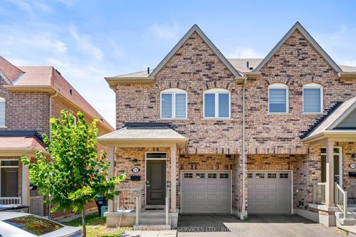 72-50 Edinburgh Dr, Brampton, ON, L6Y1N9 | Card Image