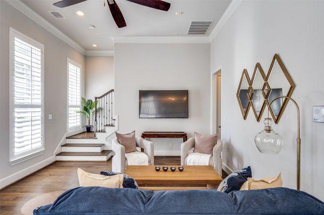 1729 G Ave, House other with 3 bedrooms, 3 bathrooms and null parking in Plano TX | Image 4