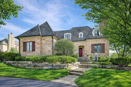 1420 W Longwood Dr, Bull Valley, IL, 60098-7947 | Card Image