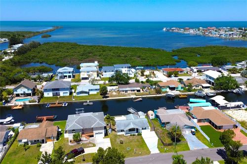 13305 Sunfish Dr, Hudson, FL, 34667-1627 | Card Image