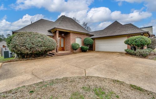 537 Turtle Ln, Brandon, MS, 39047-5088 | Card Image