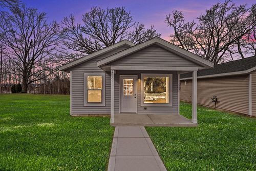 283 E Walton Avenue, Muskegon, MI, 49442 | Card Image