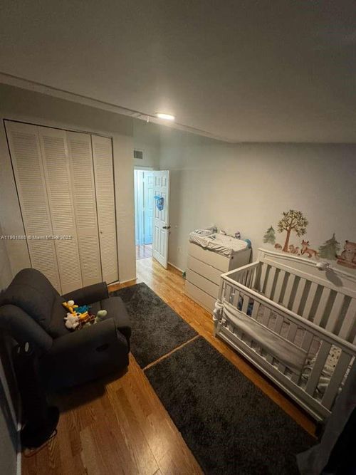 apt-111b-19416 Ne 26th Ave, Miami, FL, 33180-2232 | Card Image