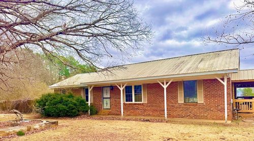 395 Hannis Rd, Bolivar, TN, 38008-4107 | Card Image