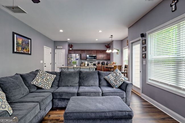 182 Sugar Creek Dr, House other with 3 bedrooms, 3 bathrooms and 2 parking in Cornelia GA | Image 11