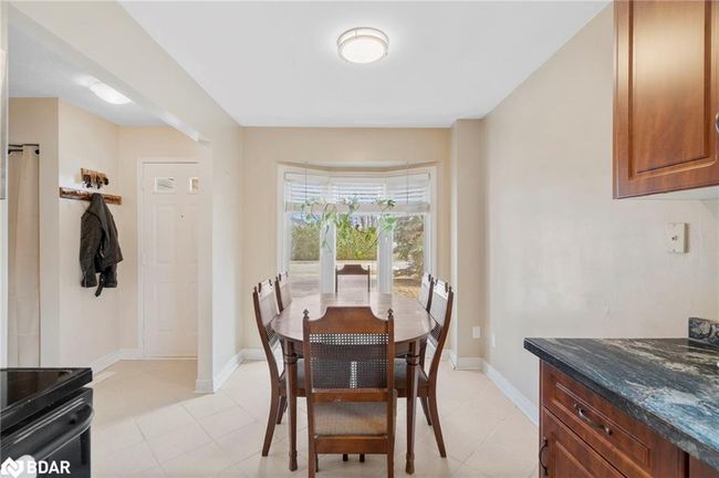 462 Haines St, House other with 3 bedrooms, 3 bathrooms and 3 parking in Beeton ON | Image 14