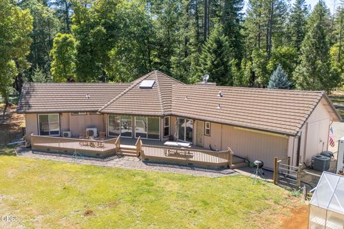 1133 Idlewild Dr, Cave Junction, OR, 97523-9797 | Card Image