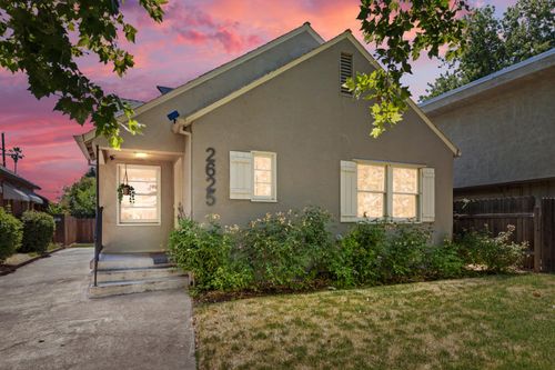 2625 27th Street, Sacramento, CA, 95818 | Card Image