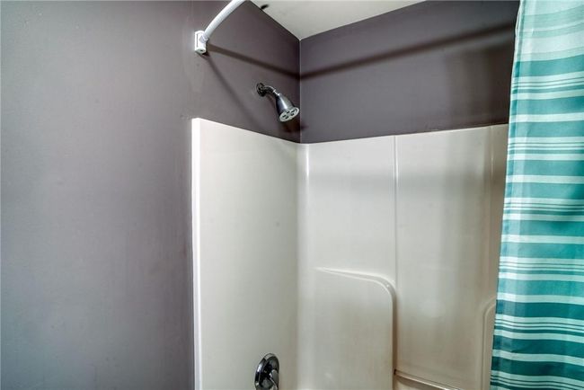 Details with walk in shower | Image 28