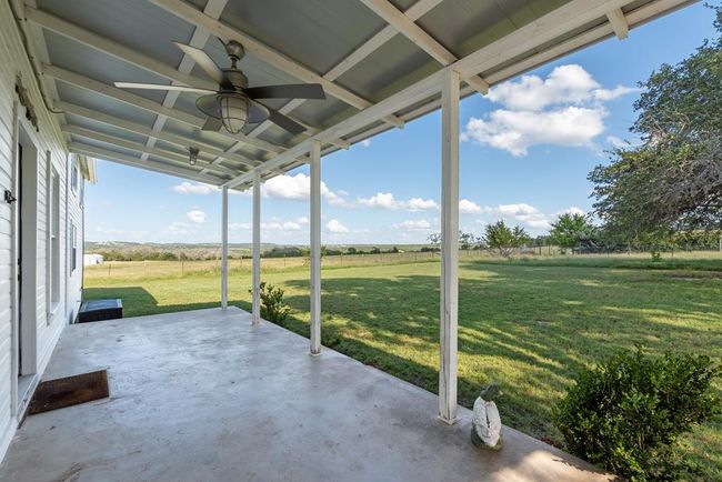1649 Schumann Rd, Home with 3 bedrooms, 2 bathrooms and null parking in Stonewall TX | Image 23