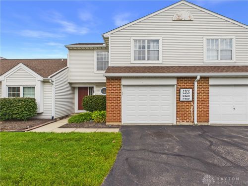 1463 Eagle Highlands Dr, Fairborn, OH, 45324-6238 | Card Image