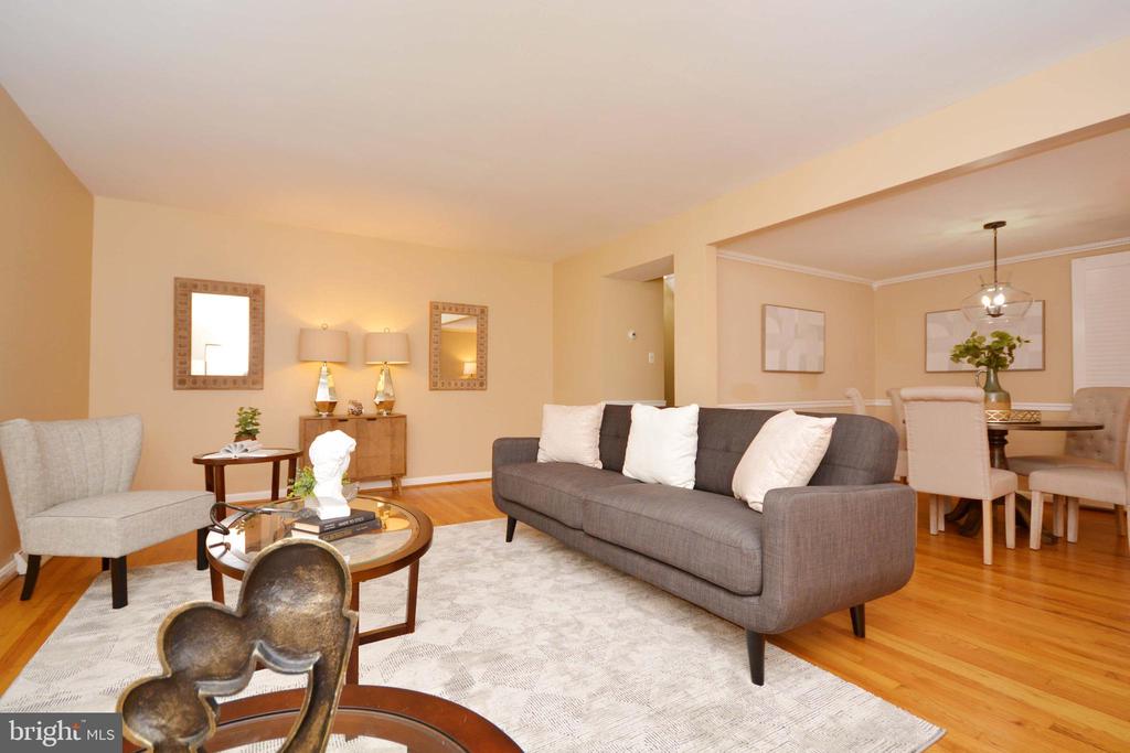 Carlyle Ct, Crofton, MD 21114