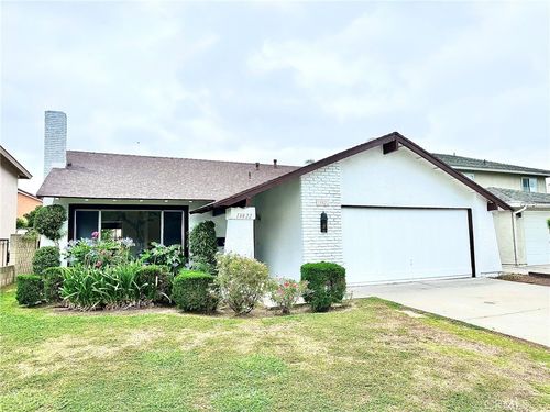 13822 Elgers St, Cerritos, CA, 90703-9025 | Card Image