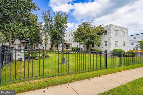 apt-302-3876 9th St Se, WASHINGTON, DC, 20032-4034 | Card Image