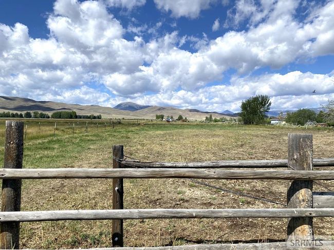 2651 Challis Creek Road, Home with 4 bedrooms, 2 bathrooms and 3 parking in Challis ID | Image 37