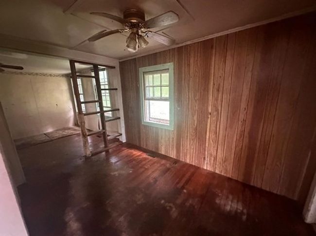 57 Church St, House other with 3 bedrooms, 1 bathrooms and 2 parking in Cheshire MA | Image 4