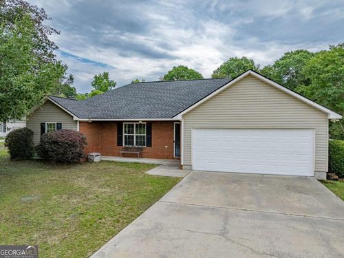 8 Edinburgh Dr, Tifton, GA, 31793-8447 | Card Image