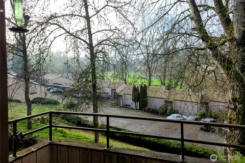 18-12421 74th Ln S, Seattle, WA, 98178-4326 | Card Image