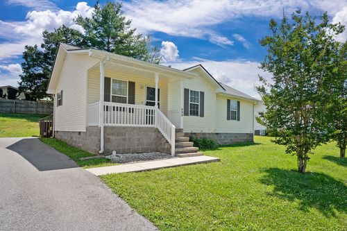 223 Willow Way, Mc Minnville, TN, 37110-7763 | Card Image
