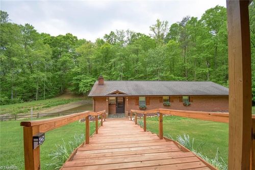 761 Beeson Rd, Eden, NC, 27288-7706 | Card Image