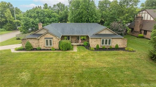 7985 Winding Way S, Tipp City, OH, 45371-9259 | Card Image
