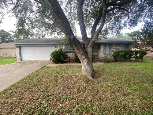 3710 Mendenhall Dr, Corpus Christi, TX, 78415-3619 | Card Image