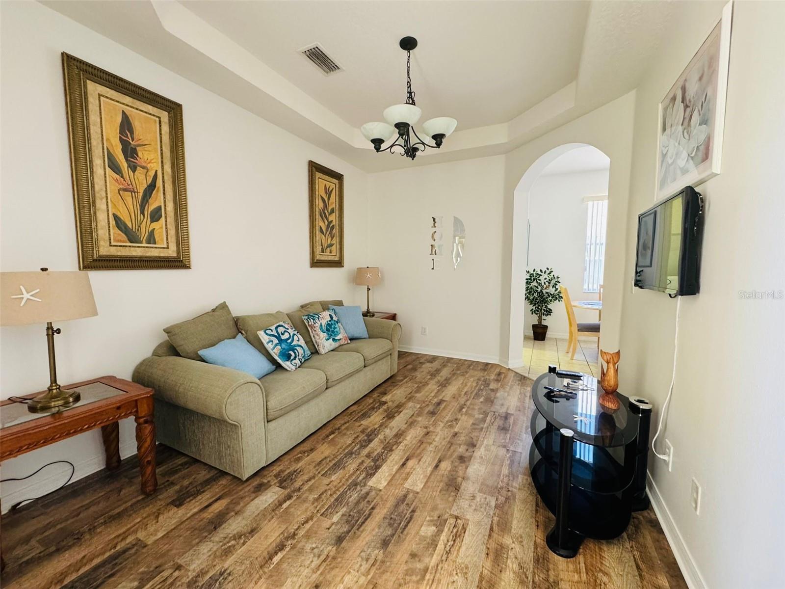 Residential in DAVENPORT 4