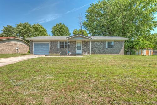 28637 E 137th St S, Coweta, OK, 74429-7048 | Card Image